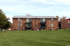 w009-wynterbrooke-apartments-hamburg-ny-building-photo-6