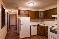 w022-wynterbrooke-apartments-hamburg-ny-2br-1ba-900sf-kitchen-02